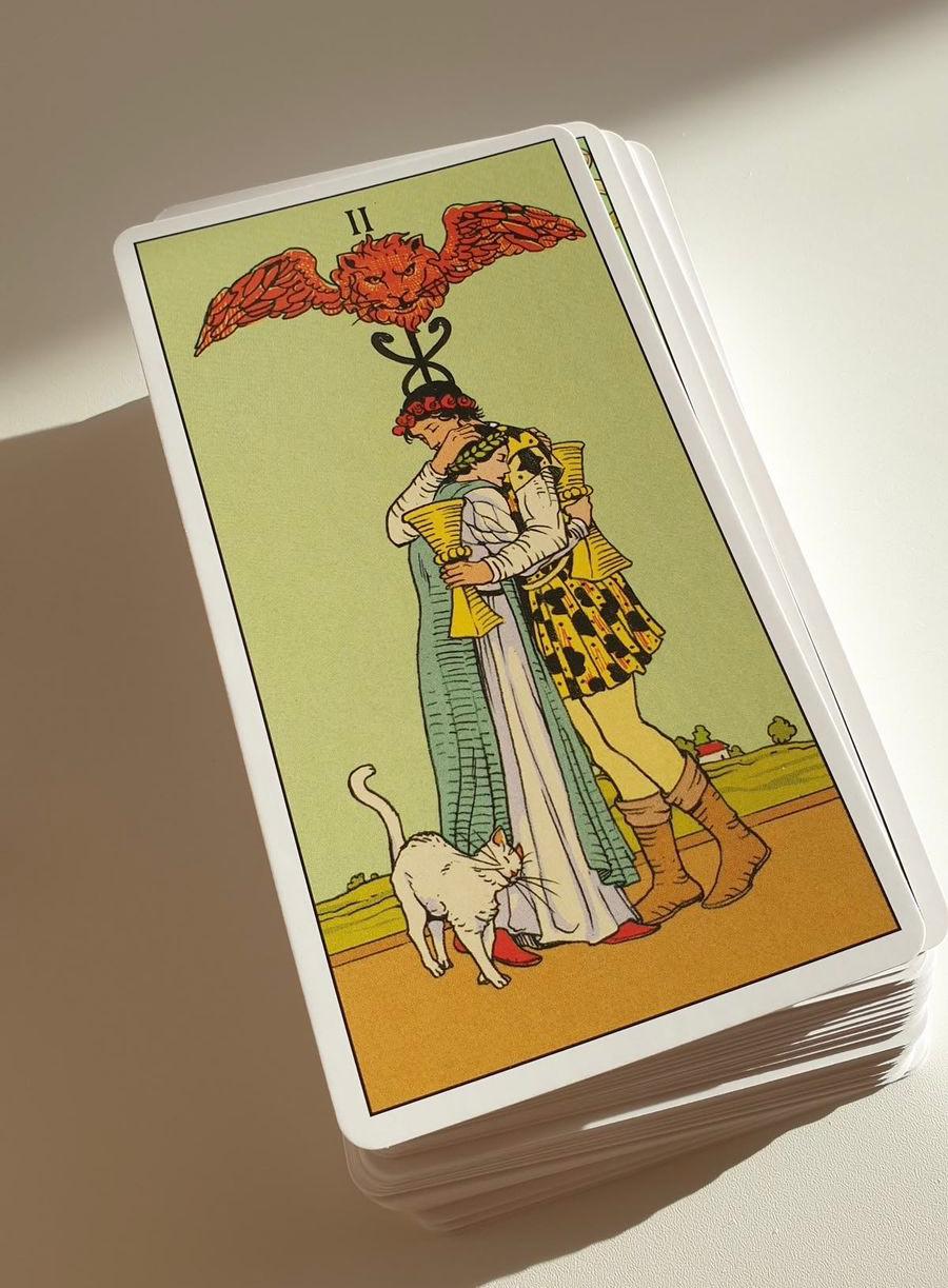 Tarot card reading